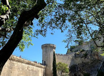 france/avignon/rocher-des-doms/landmark/stairs-to-rocher-des-doms