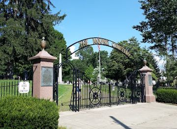 ohio/marietta/landmark/mound-cemetery