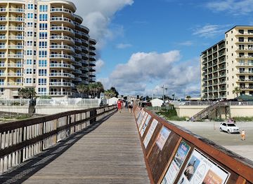 florida/daytona-beach/landmark/sunglow-fishing-pier