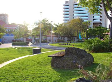 barbados/christ-church/landmark/church-village-green