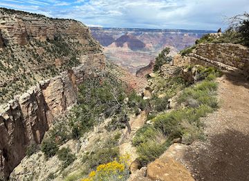 arizona/grand-canyon-village/landmark/bright-angel-trailhead