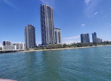 australia/surfers-paradise/landmark/surfers-paradise-river-cruises