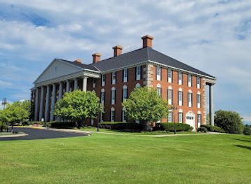 south-dakota/watertown/landmark/redlin-art-center