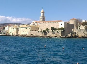 croatia/krk-island/landmark/frankopan-castle