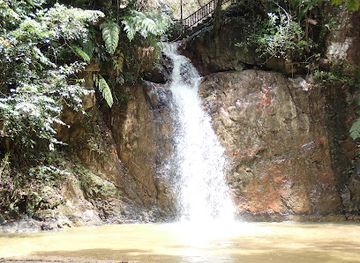 malaysia/peninsular-malaysia/landmark/jeriau-waterfall