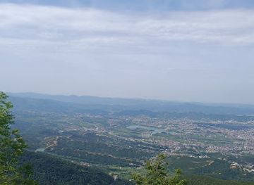albania/tirana/mount-dajti-national-park/landmark/dajti-mountain-hiking