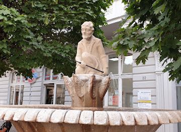 germany/brandenburg/landmark/fritze-bollmann-brunnen