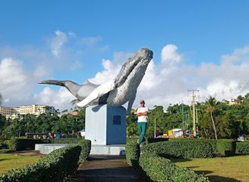 dominican-republic/samana/landmark/monumento-a-las-ballenas