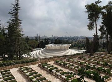 israel/judea/landmark/mount-herzl