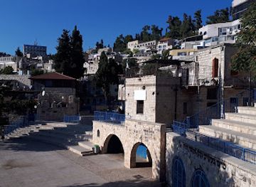israel/safed/landmark/kikar-hamaayan-haradum