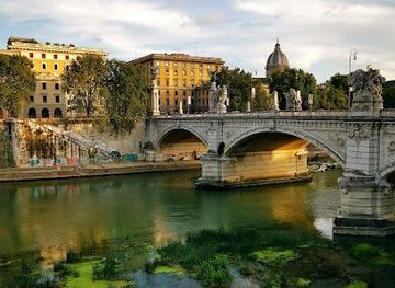 italy/rome/landmark/ponte-sant-angelo