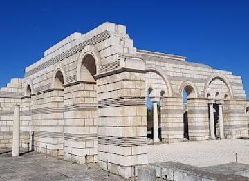 bulgaria/southeast-bulgaria/landmark/great-basilica-pliska