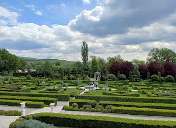 romania/deva/landmark/arboretum-park-simeria