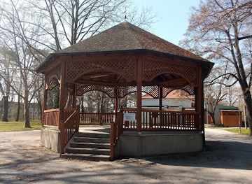 austria/thermenregion/landmark/traiskirchen-park