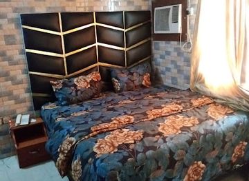 nigeria/warri/landmark/acemco-express-holiday-inn