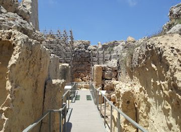 malta/gharb/landmark/it-tempji-tal-ggantija