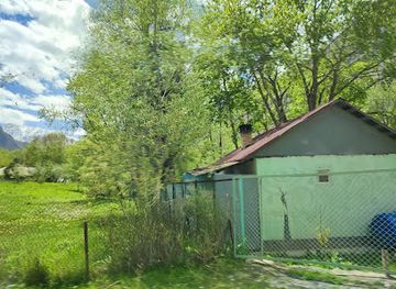 tajikistan/iskanderkul-lake/landmark/turist-base-of-iskandarkul