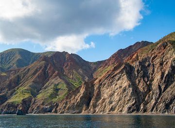mexico/baja-california-peninsula/landmark/baja-wild-encounters