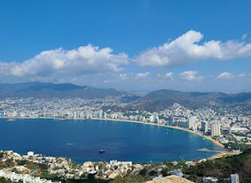 mexico/acapulco/landmark/capilla-de-la-paz