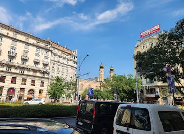 hungary/budapest/landmark/one-of-budapest-hidden-status