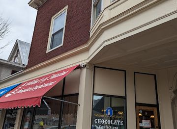 maine/brunswick/landmark/wilbur-s-of-maine-chocolate-confections