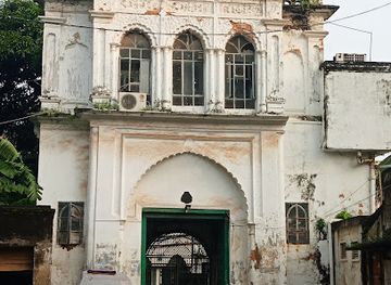 bangladesh/chittagong-division/landmark/shah-shaheb-bari-bot-tola