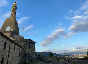 spain/san-sebastian/landmark/motako-gaztelua