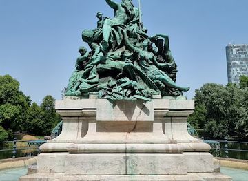 germany/westphalia/landmark/father-rhine-and-his-daughters