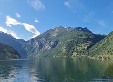 norway/geirangerfjord/landmark/gjerdefossen