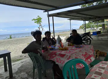 Lamy Beach