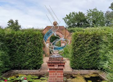 united-kingdom/the-broads/landmark/east-ruston-old-vicarage-garden