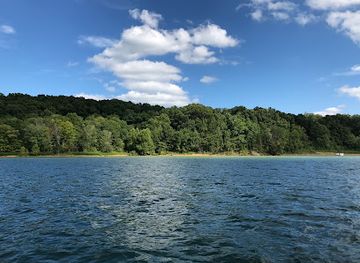 indiana/patoka-lake/landmark/patoka-4-seasons-resort