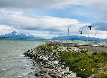 chile/puerto-natales/landmark/monumento-al-viento