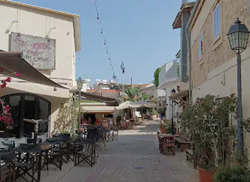 Pissouri Square Fountain