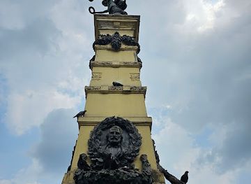 el-salvador/coastal-region/landmark/monumento-a-los-proceres