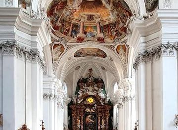 austria/bregenz/landmark/basilica-st-martin