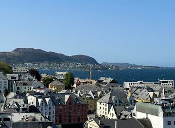 norway/alesund/landmark/rollo-s-footsteps