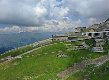 switzerland/jungfrau-region/landmark/jungfrau-mit-eiger-und-monch-aletschgletscher-bietschhorn