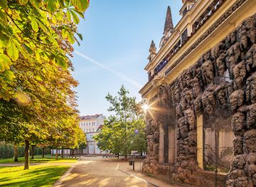 czechia/prague/landmark/dripstone-wall