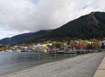 new-zealand/queenstown/landmark/queenstown-jet-boat-realnz