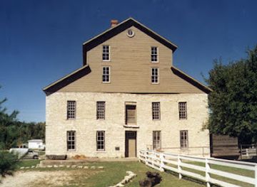 iowa/driftless-area/landmark/vesterheim-the-national-norwegian-american-museum-folk-art-school