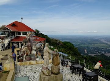 colombia/villavicencio/landmark/mirador-la-piedra-del-amor