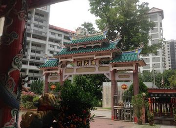 singapore/bukit-batok/landmark/tong-whye-temple