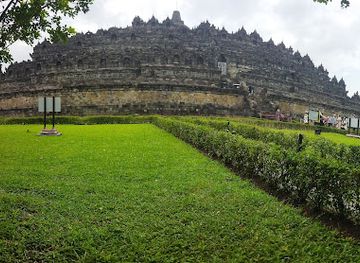 indonesia/east-java/landmark/borobudur-temple