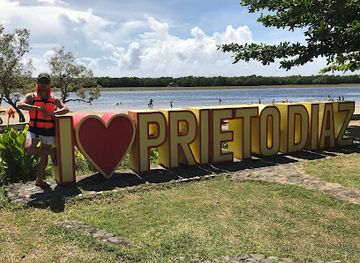 philippines/bicol-region/landmark/prieto-diaz-mangrove-ecopark