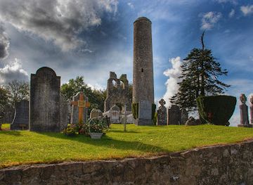 ireland/county-meath/landmark/donaghmore-round-tower