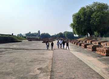 india/varanasi/sarnath/landmark/sarnath-archeology