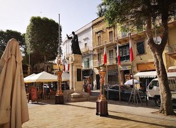 malta/marsalforn/landmark/independence-square