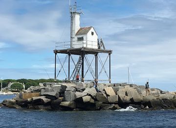 massachusetts/gloucester/landmark/cape-ann-harbor-tours