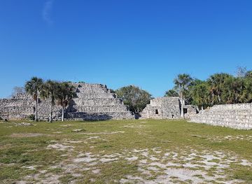 mexico/yucatan-peninsula/landmark/zona-arqueologica-xcambo